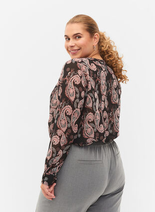 Zizzi Koszula z nadrukiem w serek, Black/Beige Paisley, Model image number 1