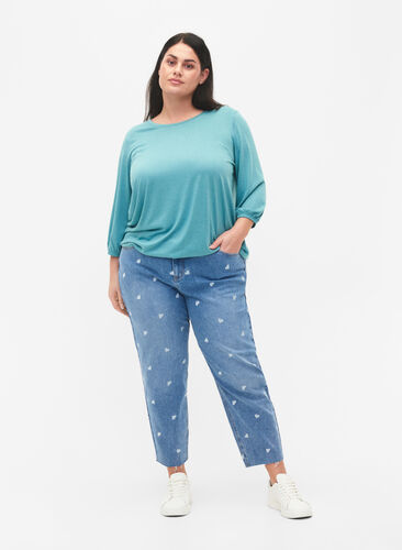 Zizzi Jeansy Mille typu mom fit z sercami, Light blue denim, Model image number 0