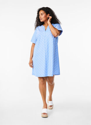 Zizzi Sukienka w paski z bawelny organicznej, Blue Stripe, Model image number 2