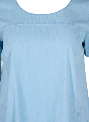 Zizzi Short-sleeved denim dress with pockets, Light blue denim, Packshot image number 2