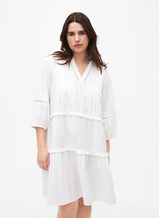 Zizzi Bawelniana sukienka z rekawem 3/4 i marszczeniami, Bright White, Model image number 0
