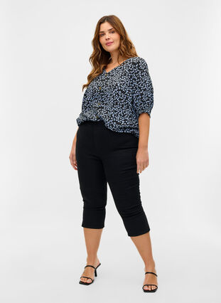 Zizzi Cotton blend capris, Black, Model image number 3