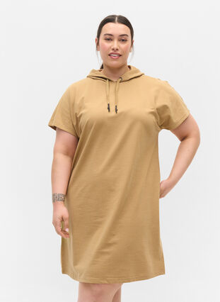 Zizzi Hooded short-sleeved sweat dress, Tannin, Model image number 0