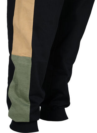 Zizzi Sweatpants with track details, Black/Camel, Packshot image number 3