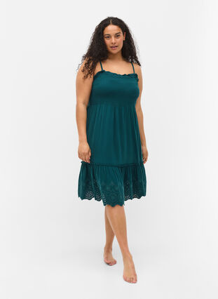 Zizzi Viscose smock beach dress with embroidery anglaise, Deep Teal, Model image number 2