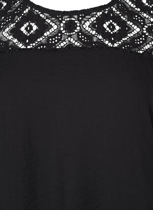 Zizzi Bluzka z wiskozy z krótkim rekawem i koronkowymi detalami, Black, Packshot image number 2