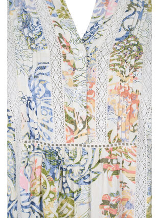 Zizzi 	 Printed viscose tunic with 3/4 sleeves, White Paisley AOP, Packshot image number 2