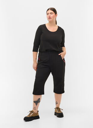 Zizzi Hiking trousers with removable legs, Black, Model image number 2