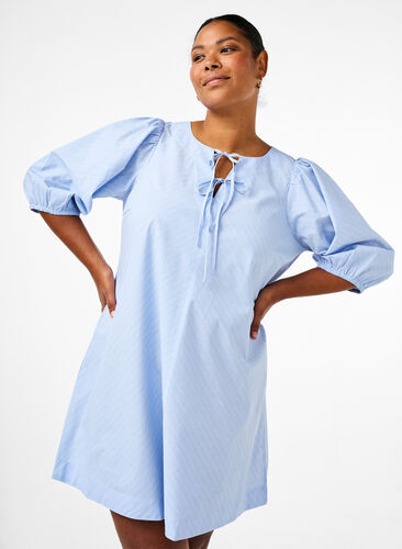 Zizzi Sukienka z wiazaniami i rekawami 3/4, Blue Stripe, Model image number 0