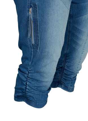 Zizzi Waskie jeansy capri z kieszeniami, Light blue denim, Packshot image number 3