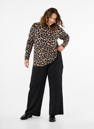 Zizzi Flash - Bluzka golf z dlugim rekawem, Leopard Print , Model image number 2