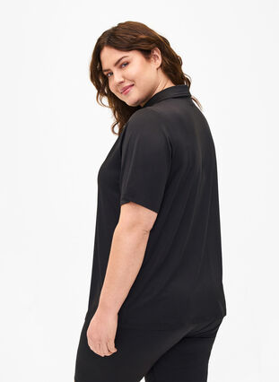Zizzi Koszulka polo z dekoltem w szpic, Black, Model image number 1