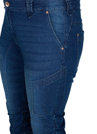 Zizzi Waskie jeansy capri z kieszeniami, Dark blue denim, Packshot image number 2