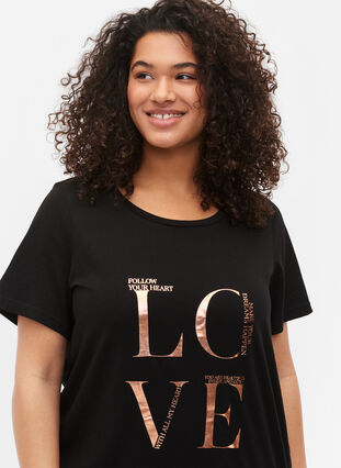 Zizzi 	 Short sleeve cotton t-shirt with print, Black W. Love , Model image number 2