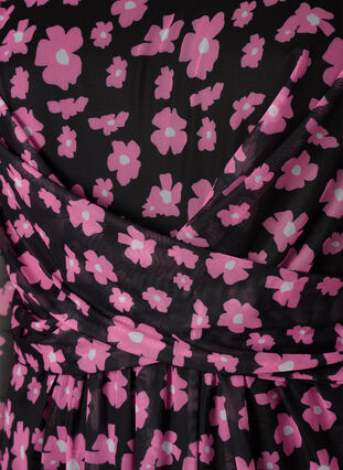 Zizzi Kwiecista siateczkowa sukienka z dlugimi rekawami, Black Pink AOP, Packshot image number 3