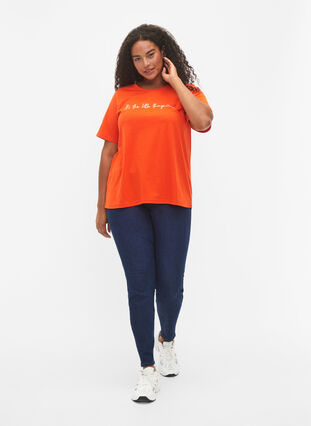 Zizzi FLASH – koszulka z motywem, Orange.com, Model image number 2