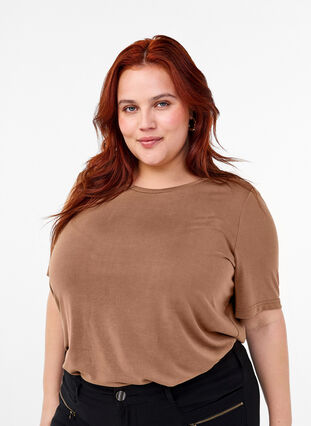 Zizzi Koszulka z modalu TENCEL™ z okraglym dekoltem, Coca Mocha, Model image number 0