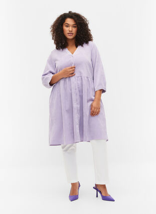 Zizzi Velvet dress with 3/4-length sleeves and buttons, Wisteria, Model image number 2