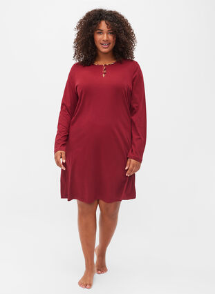 Zizzi Cotton nightdress with long sleeves, Cabernet, Model image number 2