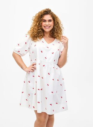 Zizzi Trapezowa sukienka z wisniowym nadrukiem, B. White/Cherry, Model image number 0