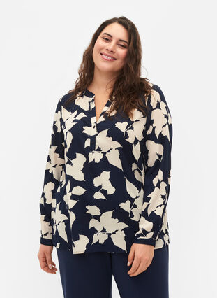 Zizzi Flash – bluzka z dlugim rekawem i nadrukiem, Blue White Flower, Model image number 0