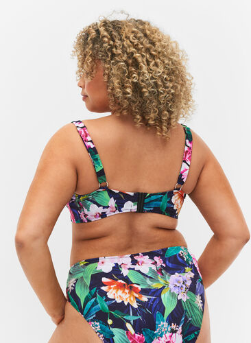 Zizzi Góra od bikini z marszczeniami i tasiemkami, Flower Print, Model image number 1