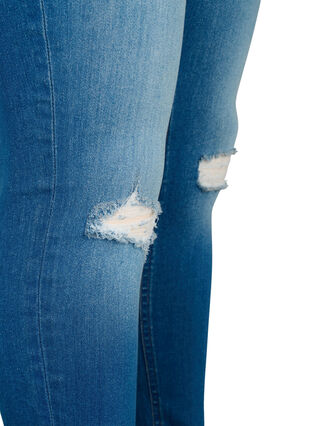 Zizzi Bardzo waskie jeansy Sanna z przetarciami, Blue denim, Packshot image number 3