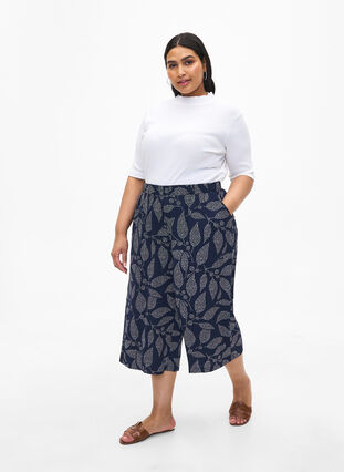 Zizzi Spodnie culotte z nadrukiem, Navy B. w. Dot Leaf, Model image number 0