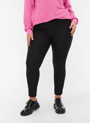 Zizzi Cropped trousers with a light shine, Black, Model image number 2