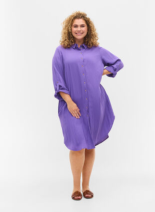 Zizzi Long solid-coloured viscose shirt with 3/4 sleeves, Passion Flower, Model image number 2