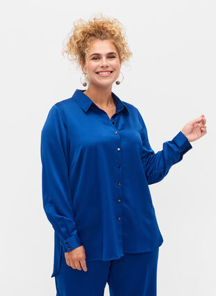 Zizzi Shiny shirt with long sleeves, Surf the web, Model image number 0