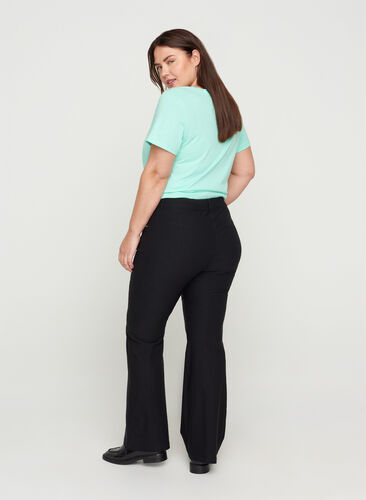 Zizzi  Spodnie bootcut, Black, Model image number 1