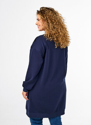 Zizzi Dluga bluza dresowa w kolorowe bloki, Navy B. Color Block, Model image number 1