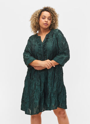 Zizzi Jacquard A-line dress with ruffles, Scarab, Model image number 0