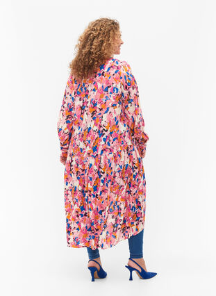 Zizzi Long-sleeved viscose midi dress with print, Rosebloom GraphicAOP, Model image number 1