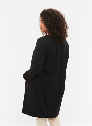 Zizzi Sweatshirt dress with v-neckline, Black, Model image number 1