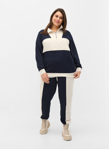 Zizzi Colour-block sweatpants, Night Sky/Off White, Model image number 0