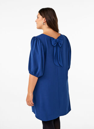 Zizzi Krótka sukienka z ozdobna kokardka z tylu, Estate Blue, Model image number 1