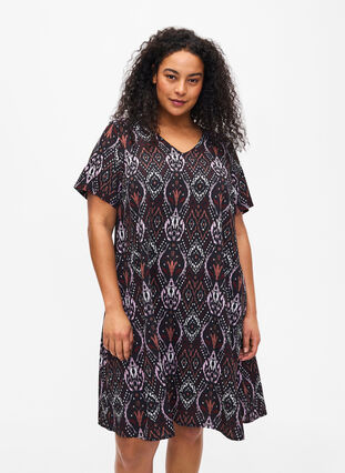 Zizzi Flash – sukienka w kwiaty z dekoltem w serek, Black Rose Ethnic, Model image number 0