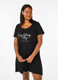 Koszula nocna z krótkim rekawem, wykonana z bawelny organicznej, Black Be Strong , Model