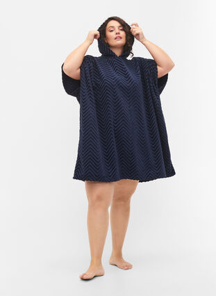 Zizzi Beach poncho in cotton, Navy Blazer, Model image number 2