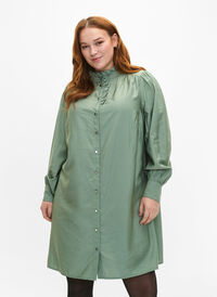 Wiskozowa sukienka koszulowa z marszczeniami, Green Bay, Model
