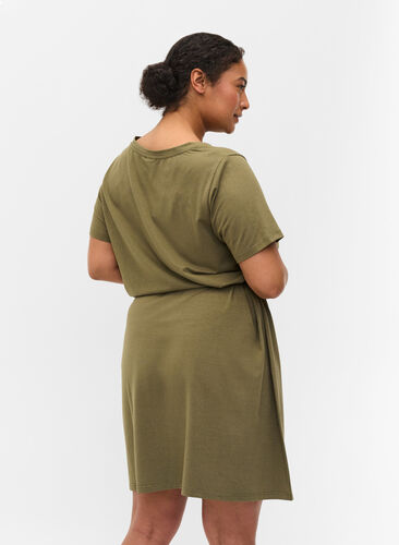 Zizzi Short sleeve dress with waist belt, Dusty Olive, Model image number 1