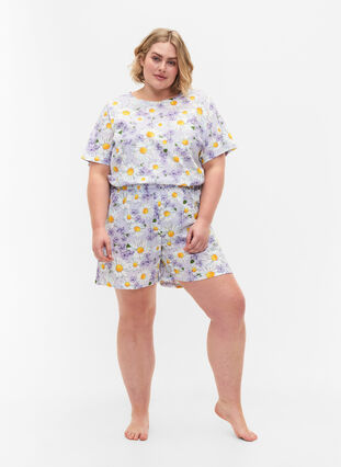 Zizzi Koszulka pizamowa oversize z nadrukiem, Lavender Blue AOP, Model image number 2