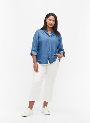 Zizzi Shirt with 3/4 sleeves and round neckline, Medium Blue Denim, Model image number 2