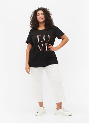 Zizzi 	 Short sleeve cotton t-shirt with print, Black W. Love , Model image number 3