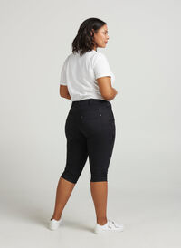 Waskie jeansy capri z kieszeniami, Black, Model