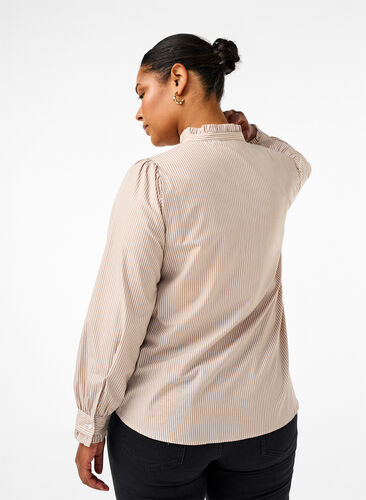 Zizzi Bluzka koszulowa w paski z falbanami, Silver Mink Stripe, Model image number 1