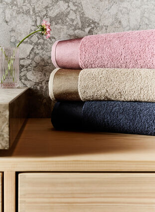 Zizzi Cotton terry towel, Deauville Mauve, Packshot image number 4