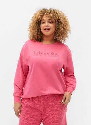 Zizzi Cotton sweatshirt with text print, Hot P. w. Lesuire S., Model image number 0